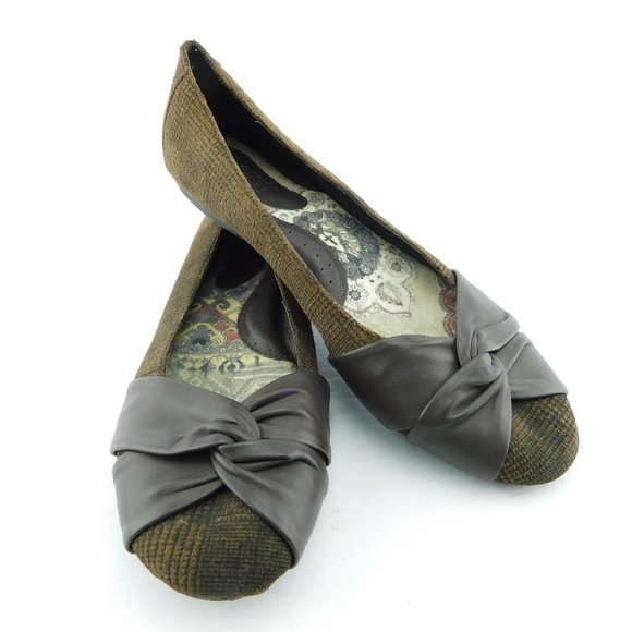 BORN Brown Plaid Ballet Flats 10US / 42EU - Picture 1 of 6